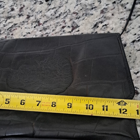 Carlos Falchi Black Croc-Embossed Crossbody Bag - Picture 9 of 11